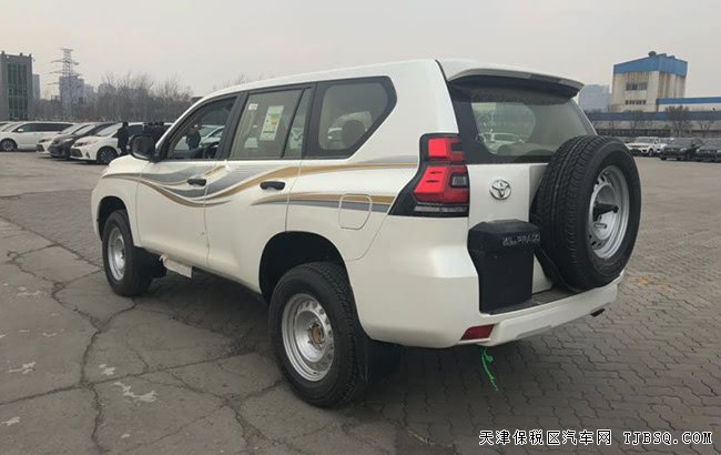 2019款豐田霸道2700中東版 經(jīng)典越野現(xiàn)車盡享折扣