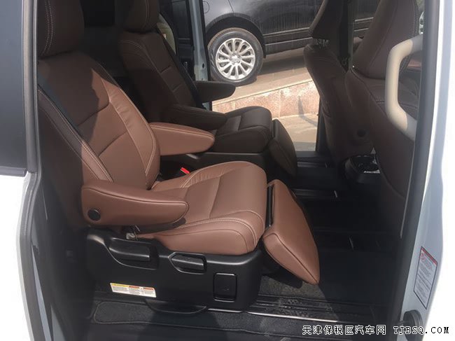 2019款豐田塞納兩驅(qū)頂配版 18輪/雙天窗/JBL現(xiàn)車52.3萬(wàn)