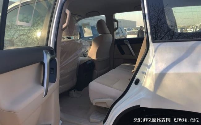 2019款豐田霸道2700中東版 17輪/底掛備胎現(xiàn)車42萬(wàn)優(yōu)享