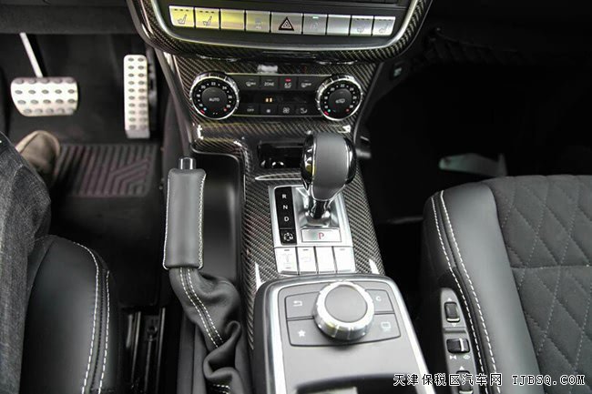 2017款奔馳G550加規(guī)版4x4 哈曼/天窗/三差速鎖現(xiàn)車302萬