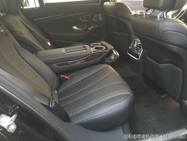 2019款奔馳S450墨版 雷達測距/全景/柏林之聲現(xiàn)車105萬
