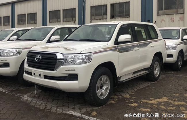 19款豐田酷路澤4000中東版 冰箱/17輪現(xiàn)車62萬優(yōu)惠盡享