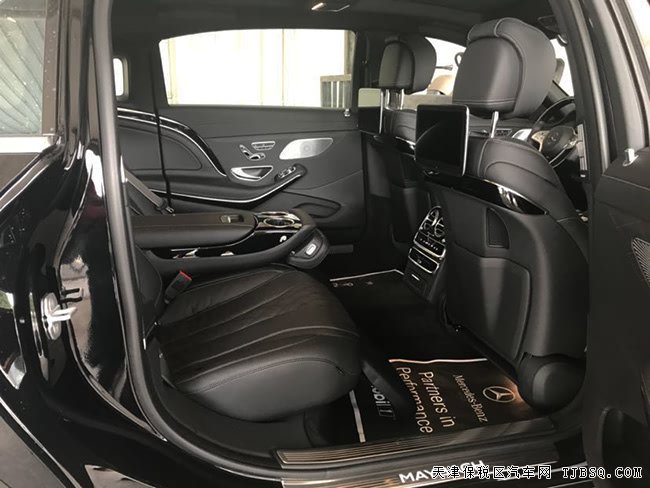 2018款奔馳邁巴赫S560美規(guī)版 20輪/全景/雷測現(xiàn)車230萬