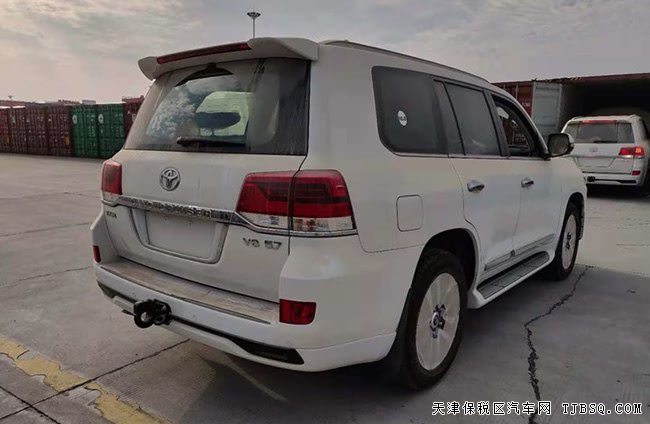 18款豐田酷路澤5700中東版 12氣囊/20輪/雷測(cè)現(xiàn)車111萬(wàn)