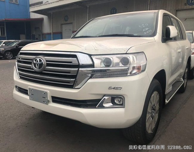 2019款豐田蘭德酷路澤5700中東版 天津港現(xiàn)車熱賣