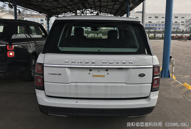 2019款路虎攬勝3.0T汽油加長版 20輪/全景天窗現(xiàn)車142萬