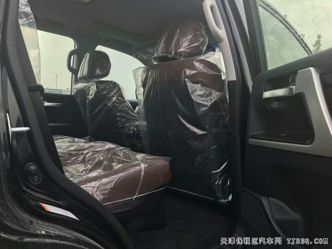 19款豐田酷路澤5700中東版 12氣囊/天窗/包圍現(xiàn)車111萬