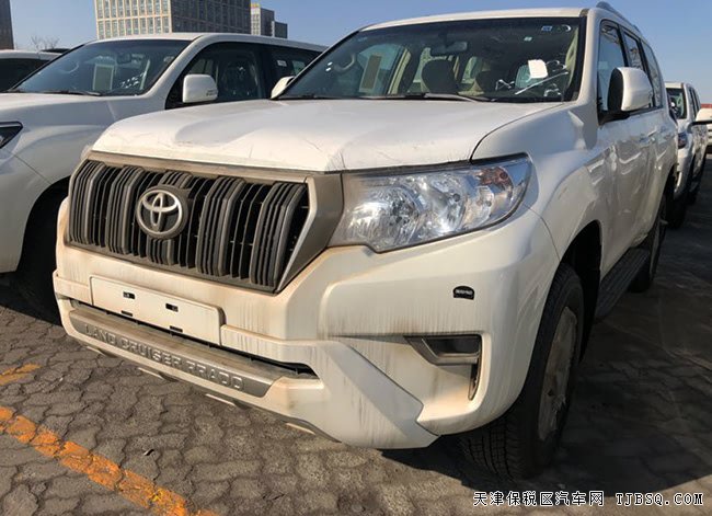 2019款豐田霸道3000中東版 17輪/七座/差速鎖現(xiàn)車53.5萬