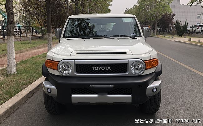 18款豐田FJ酷路澤4.0L中東版 17輪/差速鎖/雙油現(xiàn)車44萬
