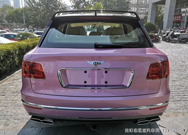 2019款賓利添越4.0T汽油版 22輪/金屬漆/天窗現(xiàn)車(chē)330萬(wàn)