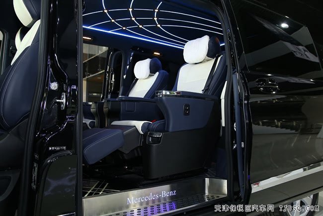 平行進(jìn)口19款奔馳V250中東版 天津港現(xiàn)車優(yōu)惠促