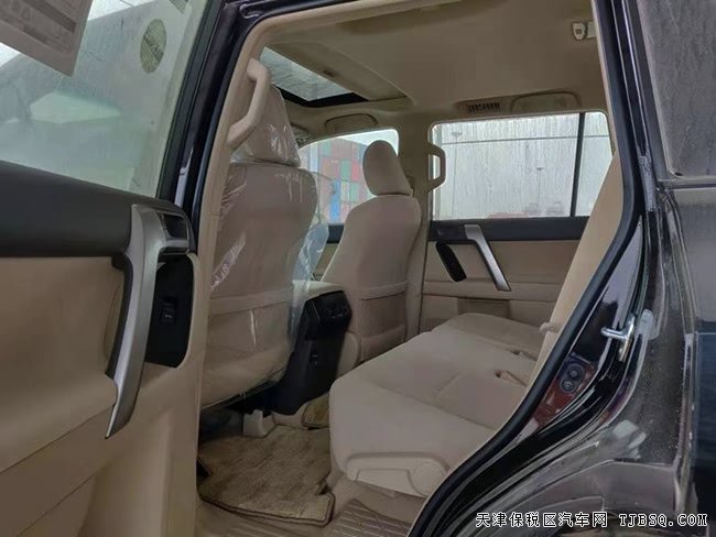 2019款豐田普拉多4000中東版 9氣囊/18輪/天窗現(xiàn)車57萬