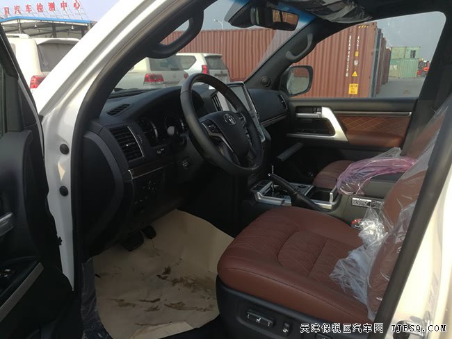 18款豐田酷路澤5700中東版VXS限量 20輪/雷測現(xiàn)車120萬