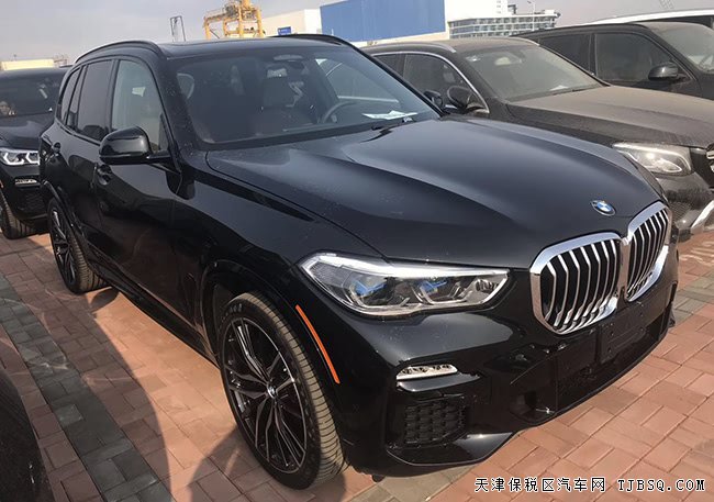 2019款寶馬X5M加規(guī)版 3.0T經(jīng)典公路越野現(xiàn)車酬賓
