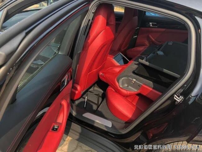 18款保時捷Panamera加版 豪華包/20輪/金屬漆現(xiàn)車147萬