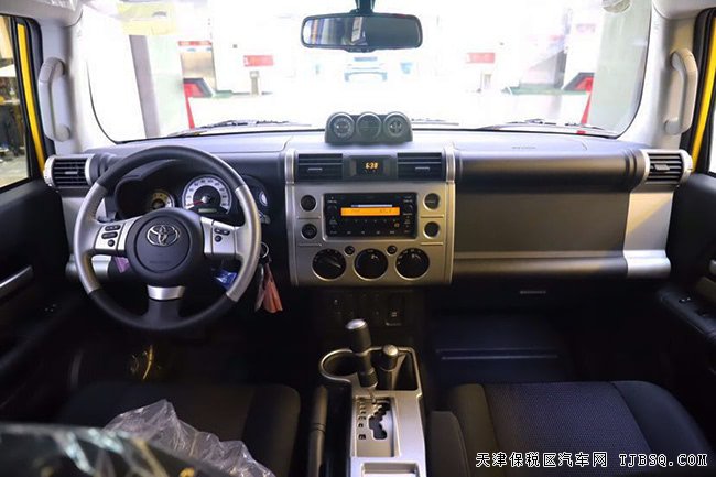 2019款豐田FJ酷路澤中東版 4.0L現(xiàn)車熱銷優(yōu)惠盡享