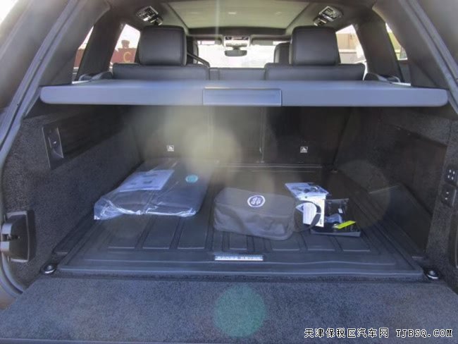 平行進口車18款路虎攬勝3.0T行政版 現(xiàn)車港口熱銷