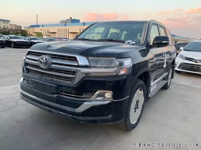 2019款豐田蘭德酷路澤4000中東版 現(xiàn)車(chē)優(yōu)惠起航