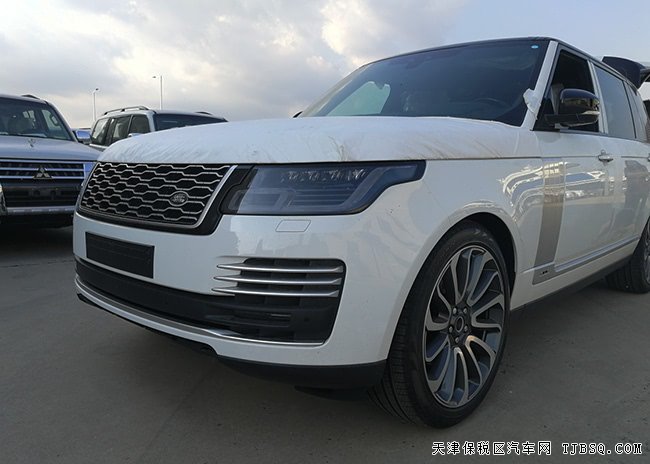 2018款路虎攬勝3.0T創(chuàng)世加長(zhǎng)版 保稅區(qū)現(xiàn)車優(yōu)惠購