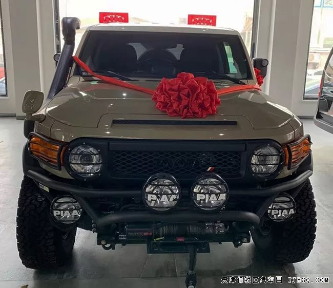 2019款豐田FJ酷路澤4.0L中東版 平行進(jìn)口盡享極致
