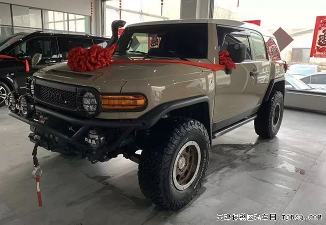 2019款豐田FJ酷路澤4.0L中東版 平行進(jìn)口盡享極致