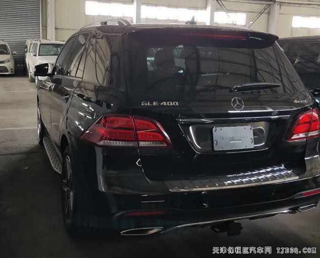 2019款奔馳GLE400加規(guī)版 豪華包/運動包/燈光包現(xiàn)車77萬