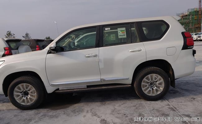 2019款豐田普拉多2700中東版 天津港現(xiàn)車優(yōu)惠樂享