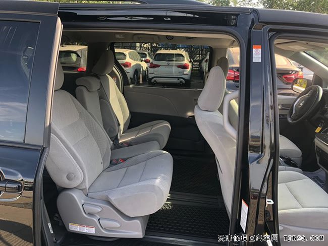 2019款豐田塞納3.5L兩驅(qū)LE版 雷達測距/7座手續(xù)現(xiàn)車43萬
