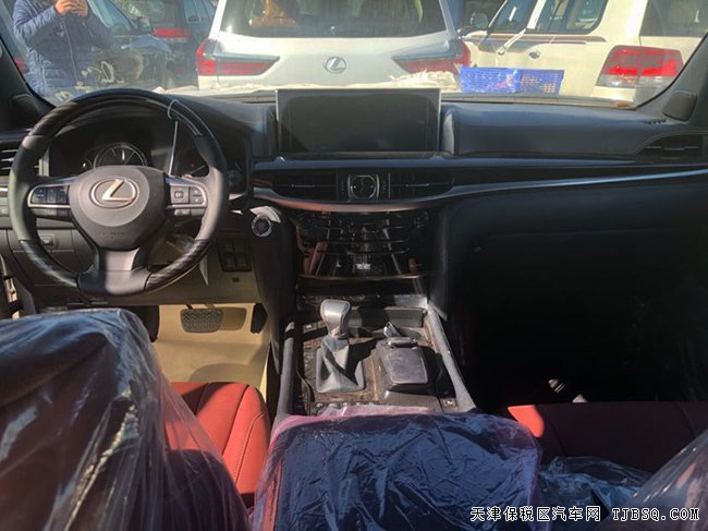 2018款雷克薩斯LX570中東鉑金版 經(jīng)典SUV現(xiàn)車142萬(wàn)優(yōu)享