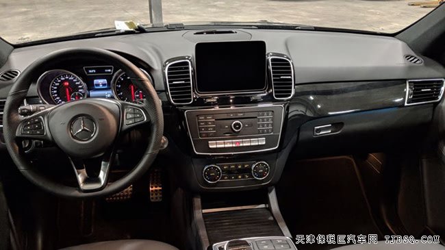 19款奔馳GLE43AMG加規(guī)版 高級包/燈包/運動包現(xiàn)車78.5萬