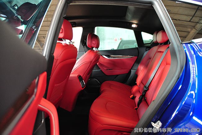 2018款瑪莎拉蒂levante美規(guī)版 全景/腳感尾門現(xiàn)車96.5萬