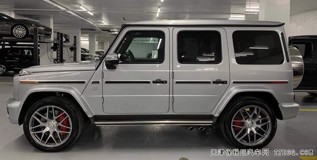 2019款奔馳G63AMG加規(guī)版 獨家內(nèi)飾包/22AMG輪現(xiàn)車268萬