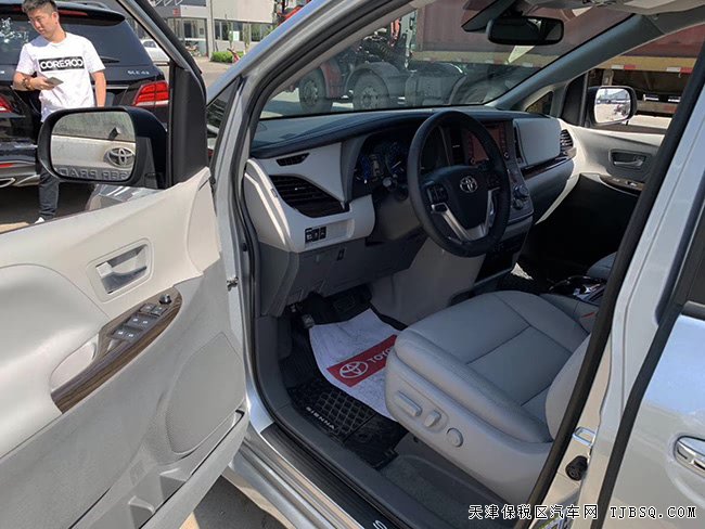 2019款豐田塞納3.5L四驅(qū)XLE版 天窗/雷測/18輪現(xiàn)車53萬