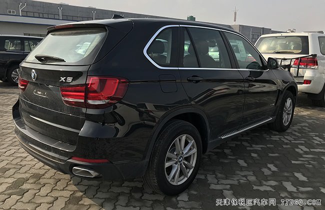 2018款寶馬X5中東版 19輪/全景天窗/HIFI音響現(xiàn)車64萬
