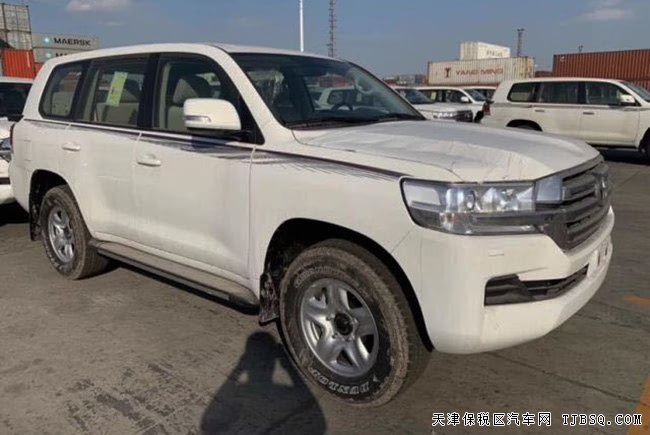 2019款豐田酷路澤4000中東版 17輪/大燈清洗現(xiàn)車62.9萬