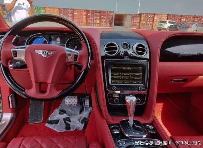 2018款賓利飛馳V8S歐規(guī)版4.0T 保稅區(qū)現(xiàn)車(chē)優(yōu)惠購(gòu)