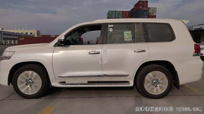 18款豐田酷路澤5700中東版 20輪/12氣囊/天窗現(xiàn)車(chē)110萬(wàn)