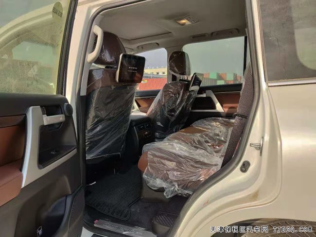 18款豐田酷路澤5700中東版 20輪/12氣囊/天窗現(xiàn)車(chē)110萬(wàn)