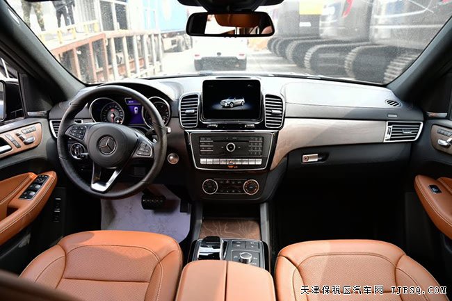 2019款奔馳GLS450AMG加規(guī)版 3.0T現(xiàn)車樂享折扣