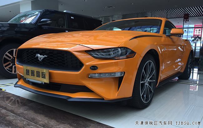 2018款福特野馬2.3T加規(guī)版跑車 19輪/101A包現(xiàn)車32.5萬