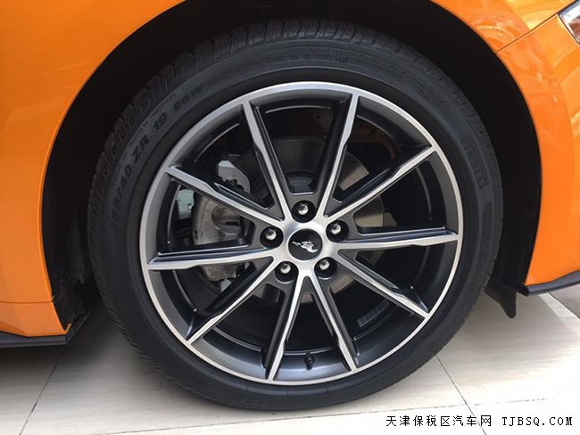 2018款福特野馬2.3T加規(guī)版跑車 19輪/101A包現(xiàn)車32.5萬