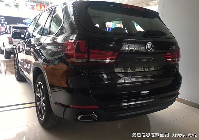 2019款寶馬X5中東版 19輪/全景天窗/燈光包現(xiàn)車64萬(wàn)勁惠
