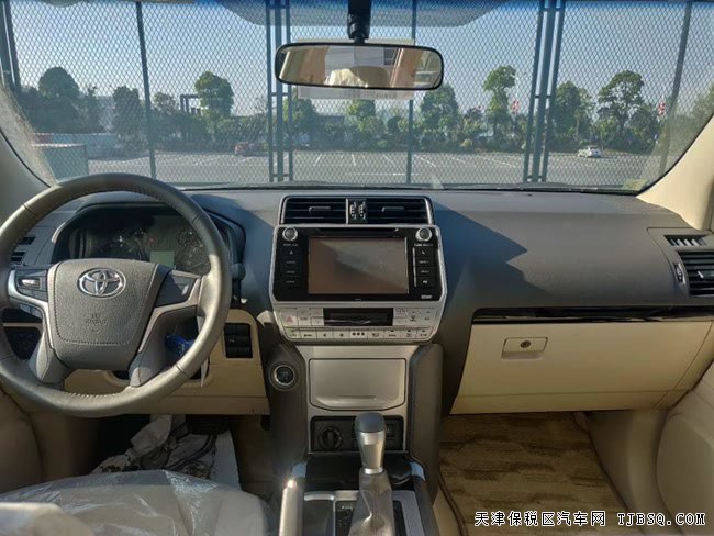 2019款豐田普拉多4000中東版 18輪/天窗/后掛現(xiàn)車56.5萬