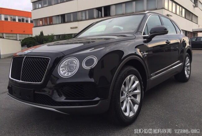 2018款賓利添越6.0T汽油版 全景/20輪/舒適包現(xiàn)車330萬