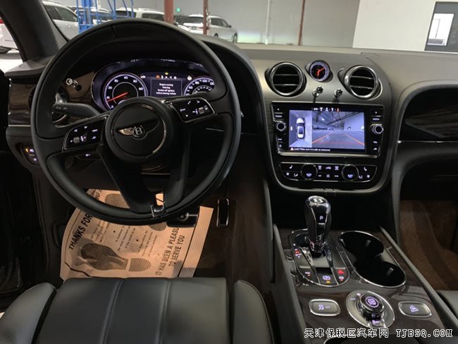 2019款賓利添越4.0T汽油版 21輪/5座/全景天窗現(xiàn)車245萬