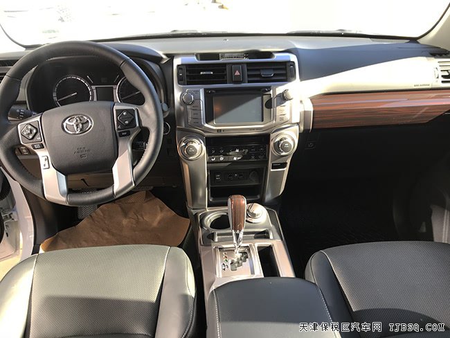 2019款豐田超霸4.0L加規(guī)版 7座真皮/20輪/天窗現(xiàn)車52萬(wàn)