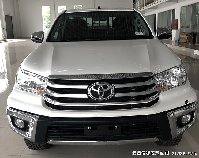 2019款豐田海拉克斯2.7L中東版 平行進口皮卡現(xiàn)車31.8萬