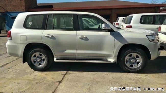 2019款豐田酷路澤4500中東版 柴油版現(xiàn)車津城熱銷