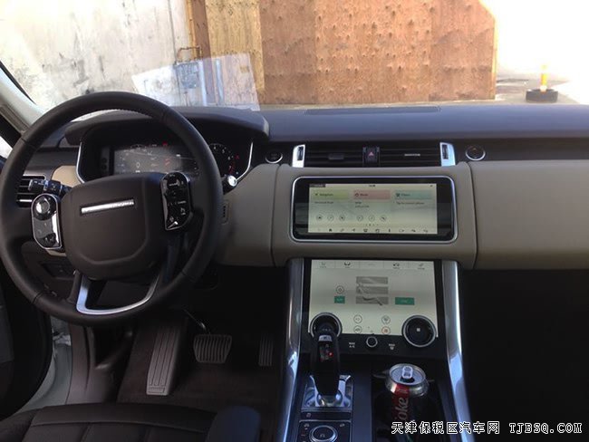 2019款路虎攬勝運動汽油版 加規(guī)版攬運現(xiàn)車熱銷