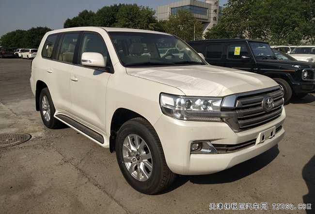 19款豐田酷路澤5700中東版 18輪/7座/天窗現(xiàn)車93萬優(yōu)享